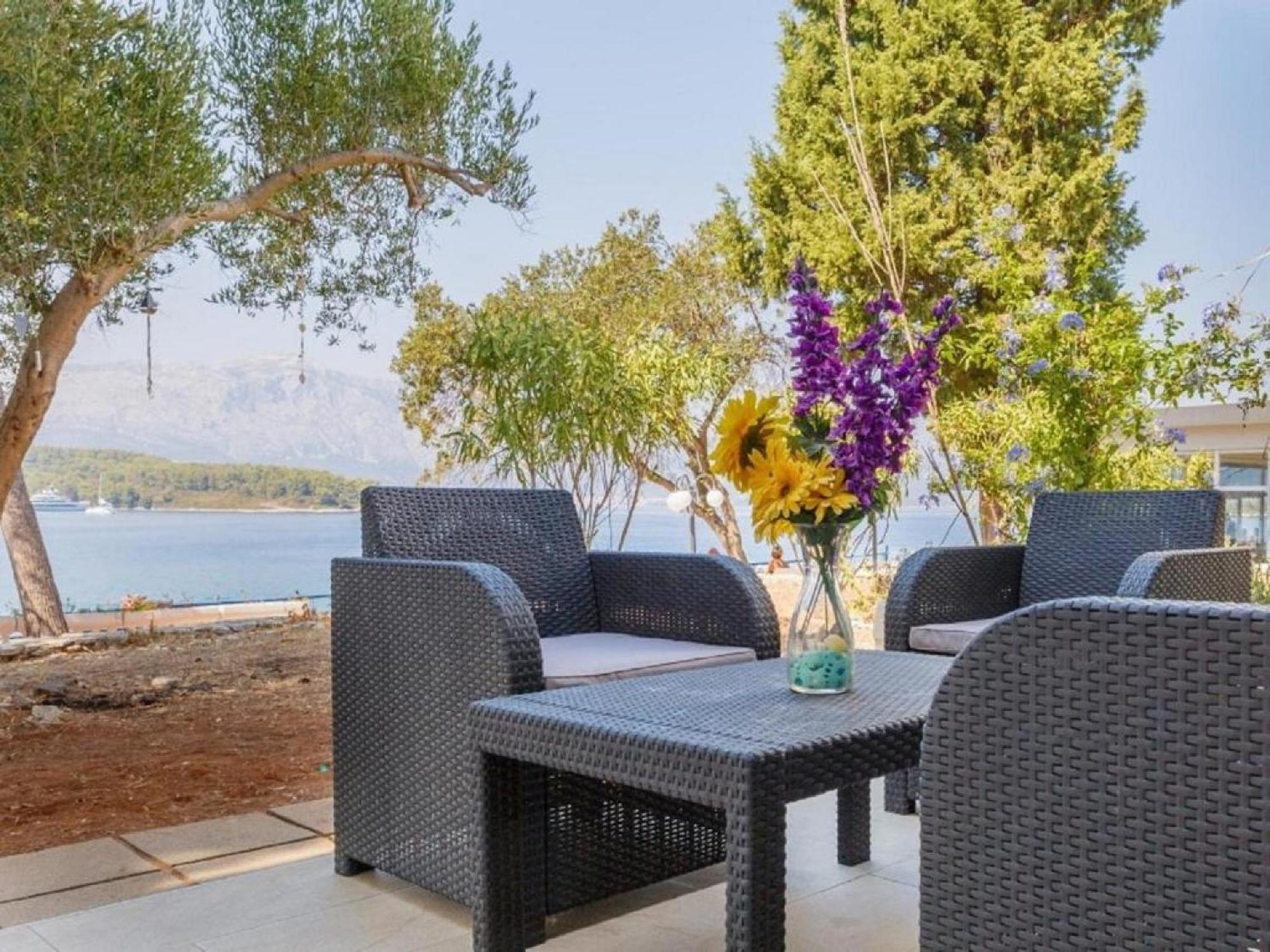 Lumbarda Resort Apartments Ngoại thất bức ảnh