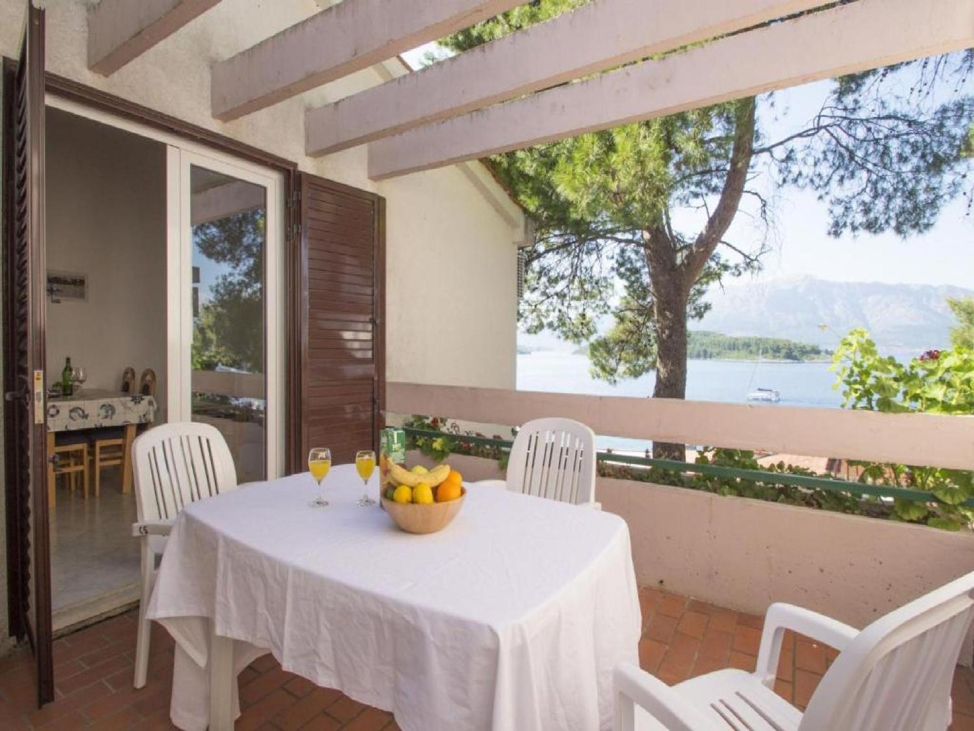 Lumbarda Resort Apartments Phòng bức ảnh